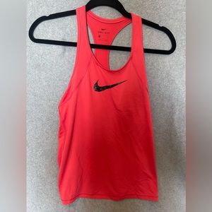 Nike tank